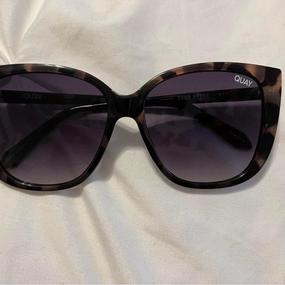Quay sunglasses